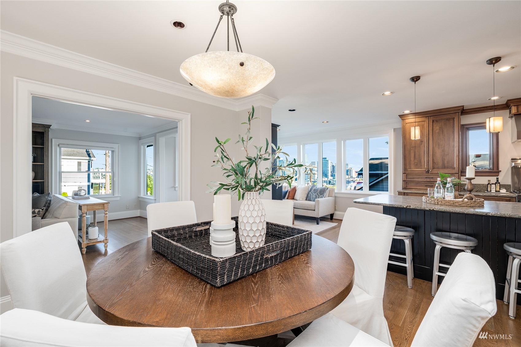 223 Prospect Street Seattle, WA 98109 - Photo 11 of 40