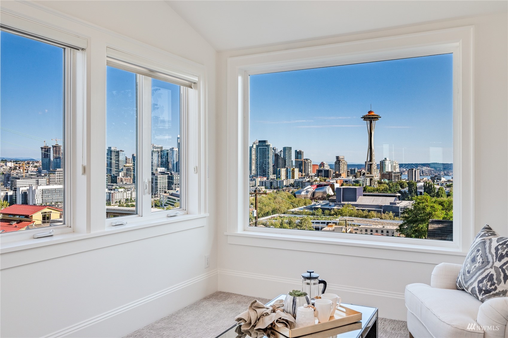 223 Prospect Street Seattle, WA 98109 - Photo 16 of 40