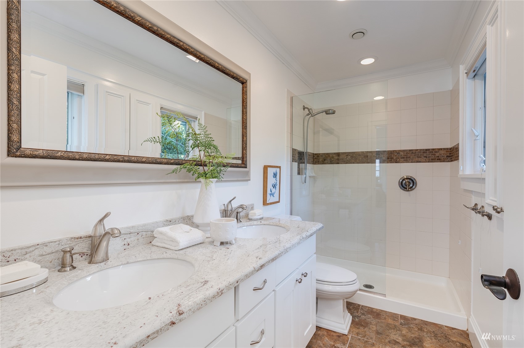 223 Prospect Street Seattle, WA 98109 - Photo 24 of 40