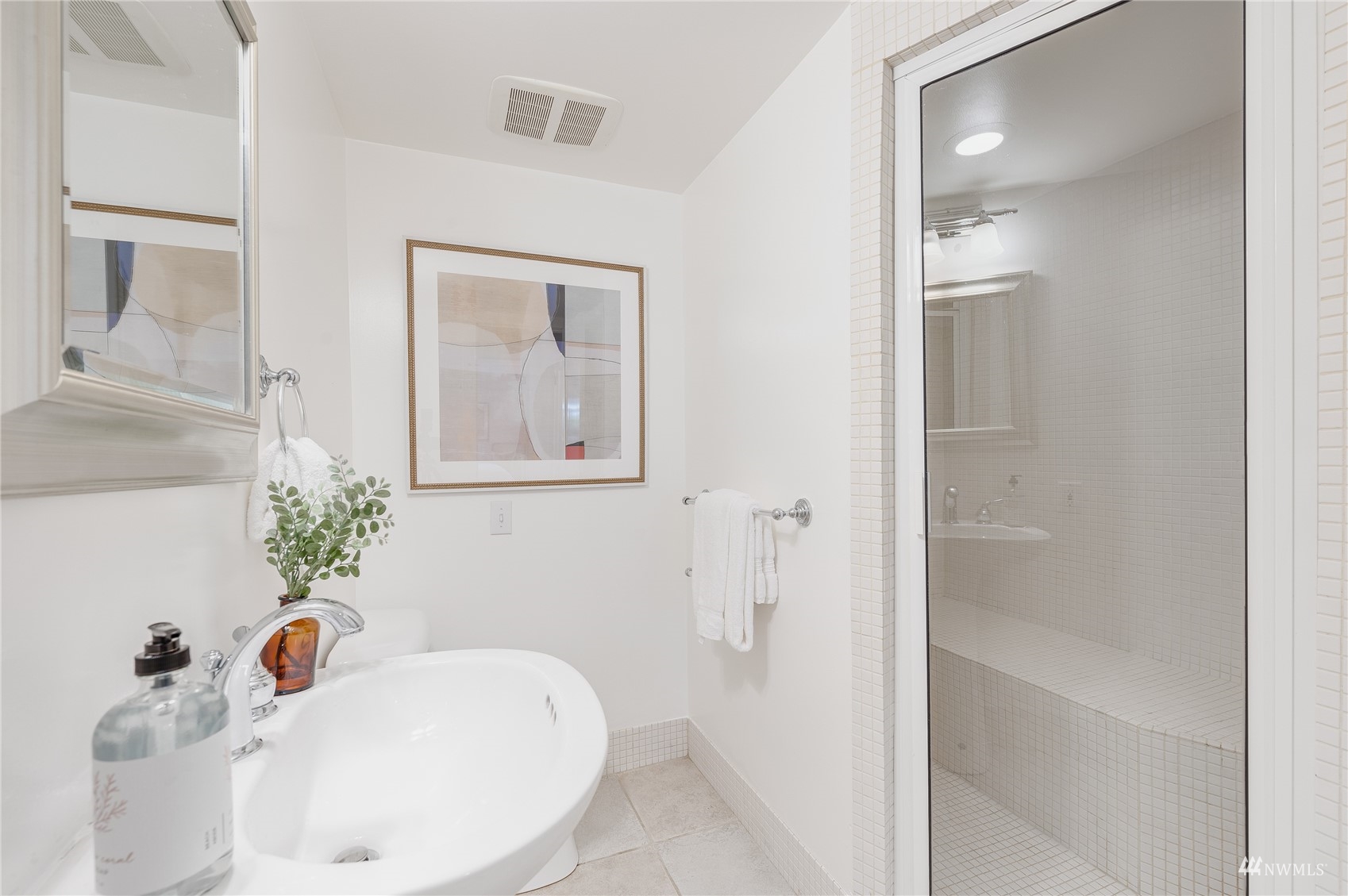 223 Prospect Street Seattle, WA 98109 - Photo 28 of 40