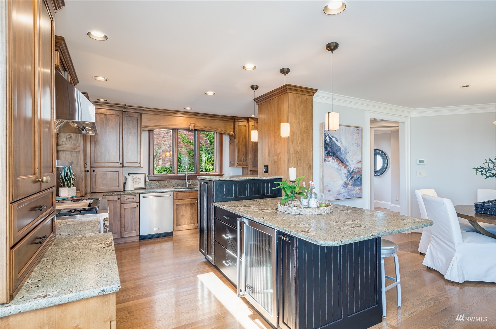 223 Prospect Street Seattle, WA 98109 - Photo 9 of 40