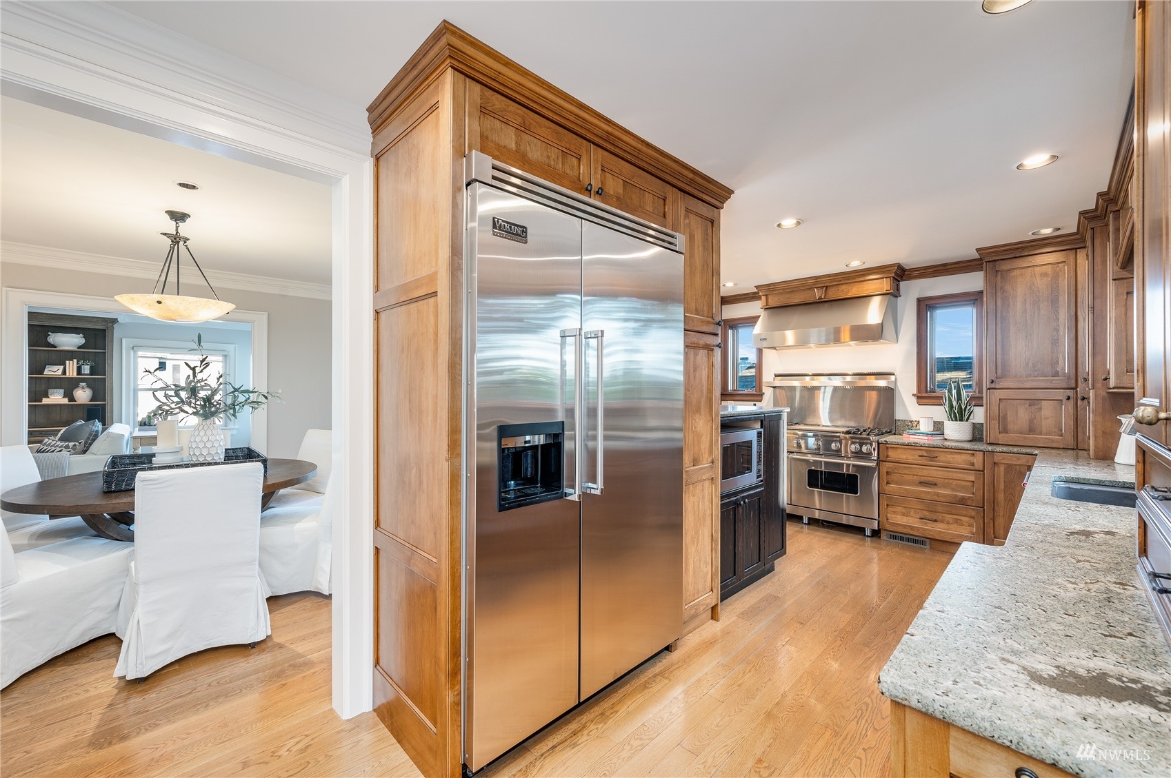 223 Prospect Street Seattle, WA 98109 - Photo 10 of 40