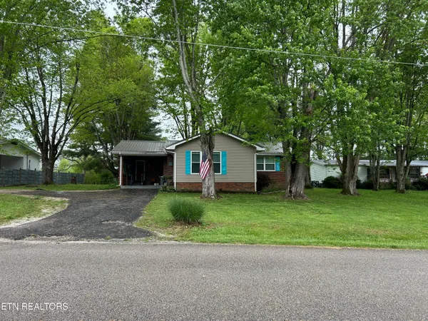 $184,900 | 131 Oak Hill Drive, Jamestown, TN 38556
