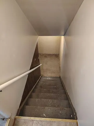 $72,000 | 25745 Cambridge Court, Roseville, MI 48066