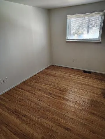 $72,000 | 25745 Cambridge Court, Roseville, MI 48066