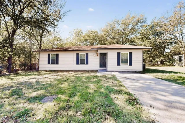 $1,250 | 4602 4th Street, Greenville, TX 75401