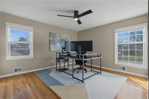 $375,000 | 8823 Antioch Road, Overland Park, KS 66212
