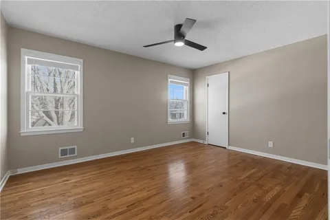 $375,000 | 8823 Antioch Road, Overland Park, KS 66212
