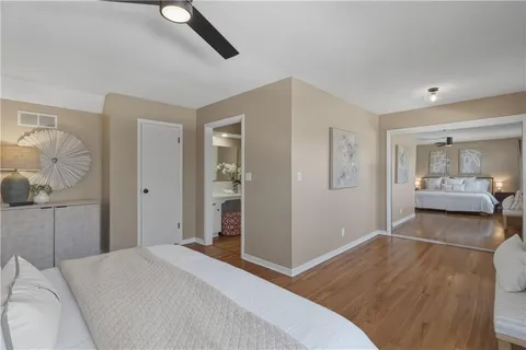 $375,000 | 8823 Antioch Road, Overland Park, KS 66212