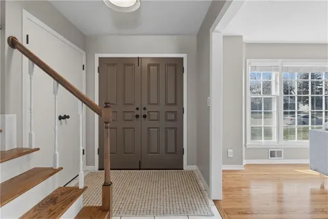 $375,000 | 8823 Antioch Road, Overland Park, KS 66212