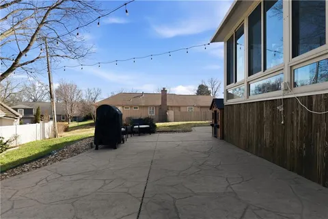 $375,000 | 8823 Antioch Road, Overland Park, KS 66212
