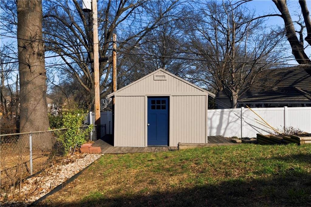 8823 Antioch Road Overland Park, KS 66212 - Photo 52 of 56