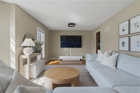 $375,000 | 8823 Antioch Road, Overland Park, KS 66212