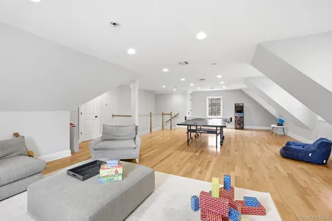 $1,800,000 | 16 Hall Road, Briarcliff Manor, NY 10510