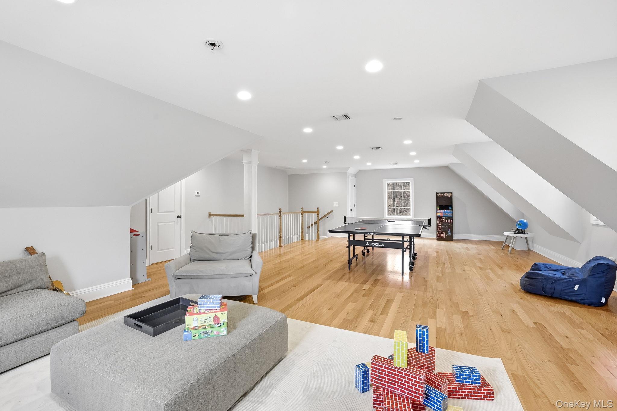 16 Hall Road Briarcliff Manor, NY 10510 - Photo 29 of 41