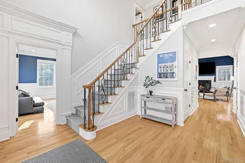 $1,800,000 | 16 Hall Road, Briarcliff Manor, NY 10510