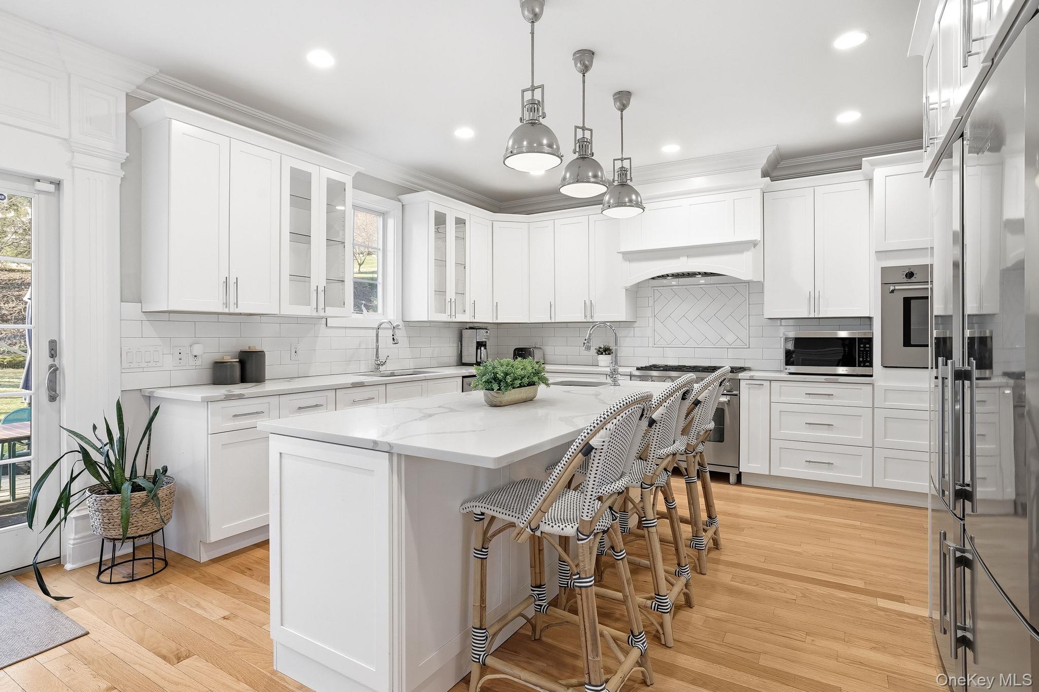 16 Hall Road Briarcliff Manor, NY 10510 - Photo 7 of 41