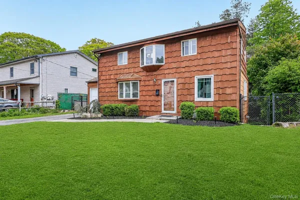 $650,000 | 18 Miller Terrace, White Plains, NY 10607