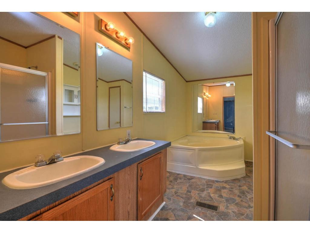 1210 Yellow Springs Road Midway, TN 37809 - Photo 20 of 32 Photo 20