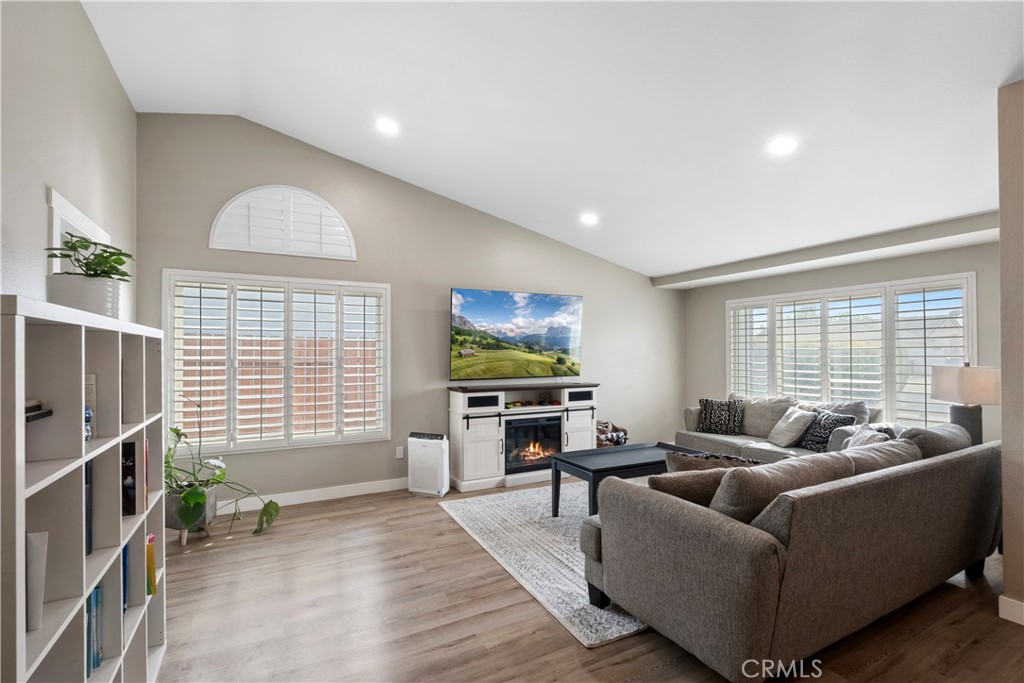 25704 Pelion Road Menifee, CA 92584 - Photo 3 of 22