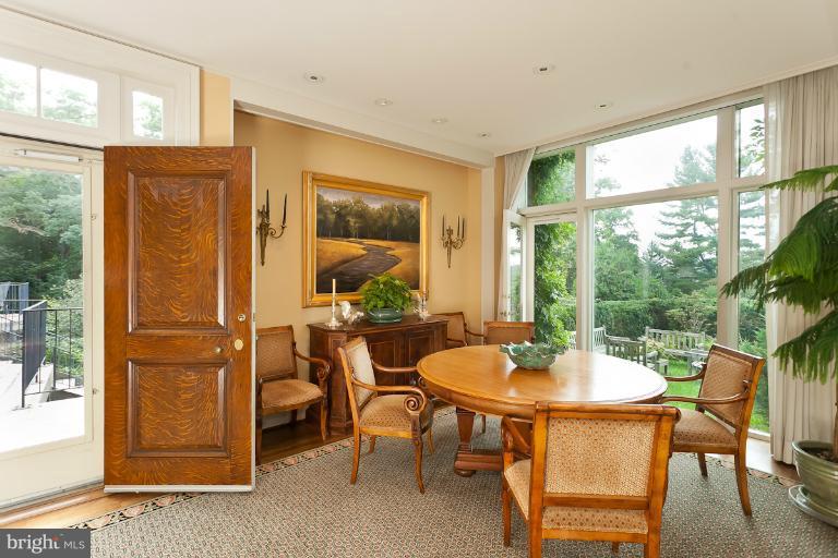 3 Devon Hill Road, Unit D3 Baltimore, MD 21210 - Photo 25 of 30 Dining Room