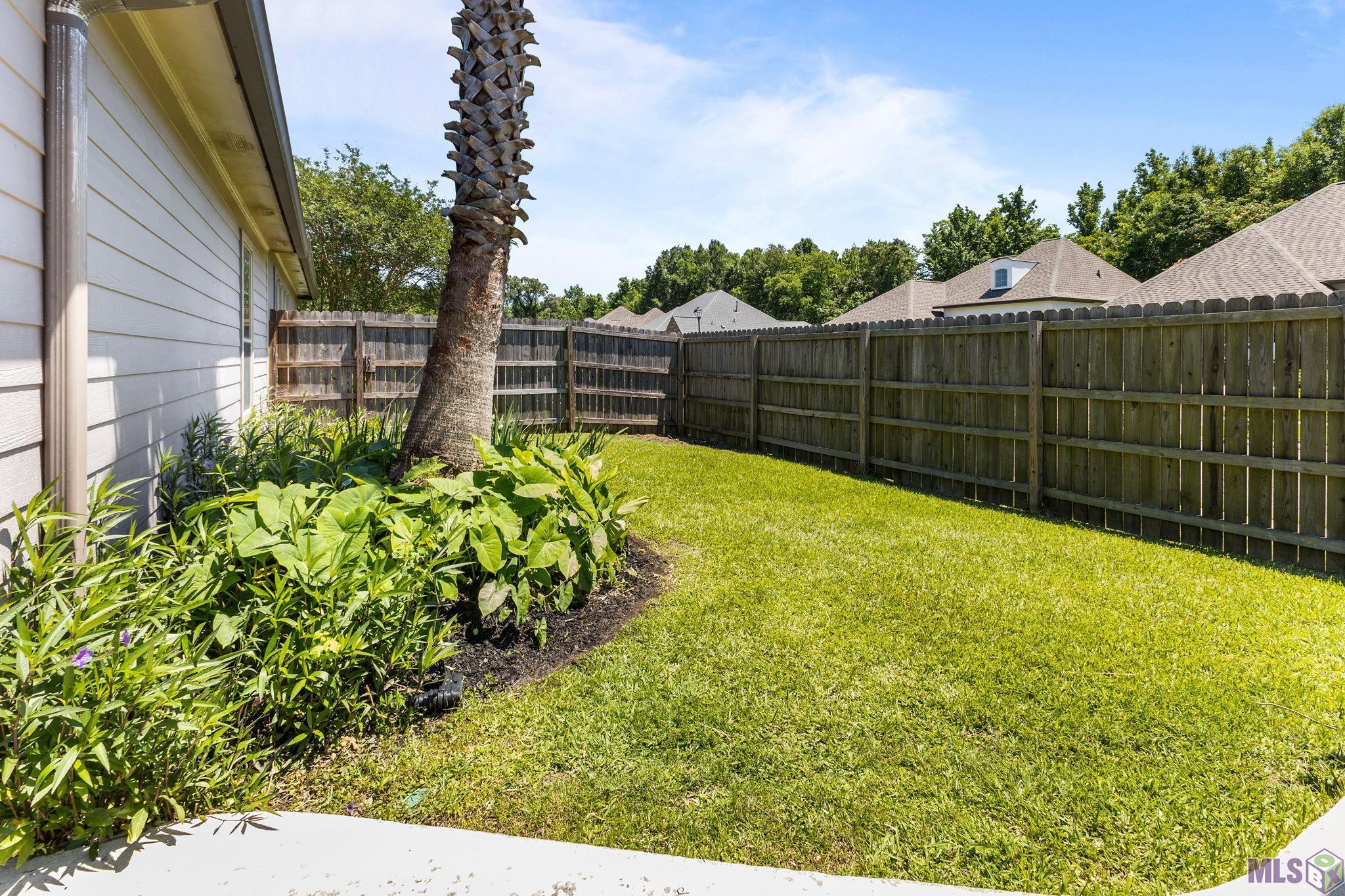 703 Ross's Turn Baton Rouge, LA 70810 - Photo 24 of 27 Backyard