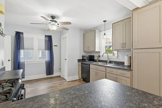 $325,000 | 43 Thorndyke Street, Springfield, MA 01118