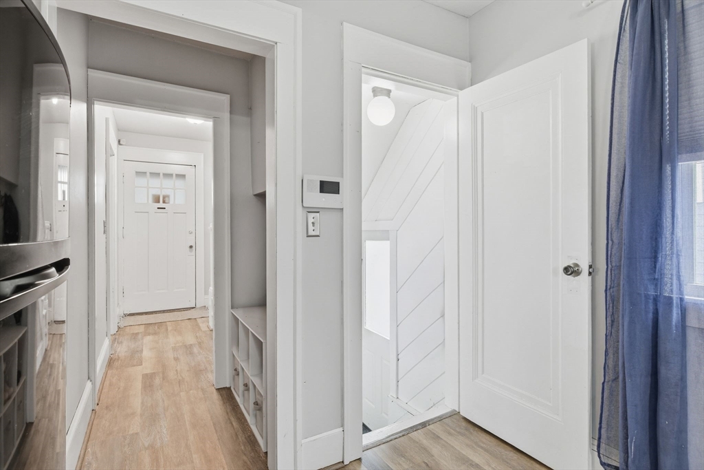 43 Thorndyke Street Springfield, MA 01118 - Photo 23 of 41