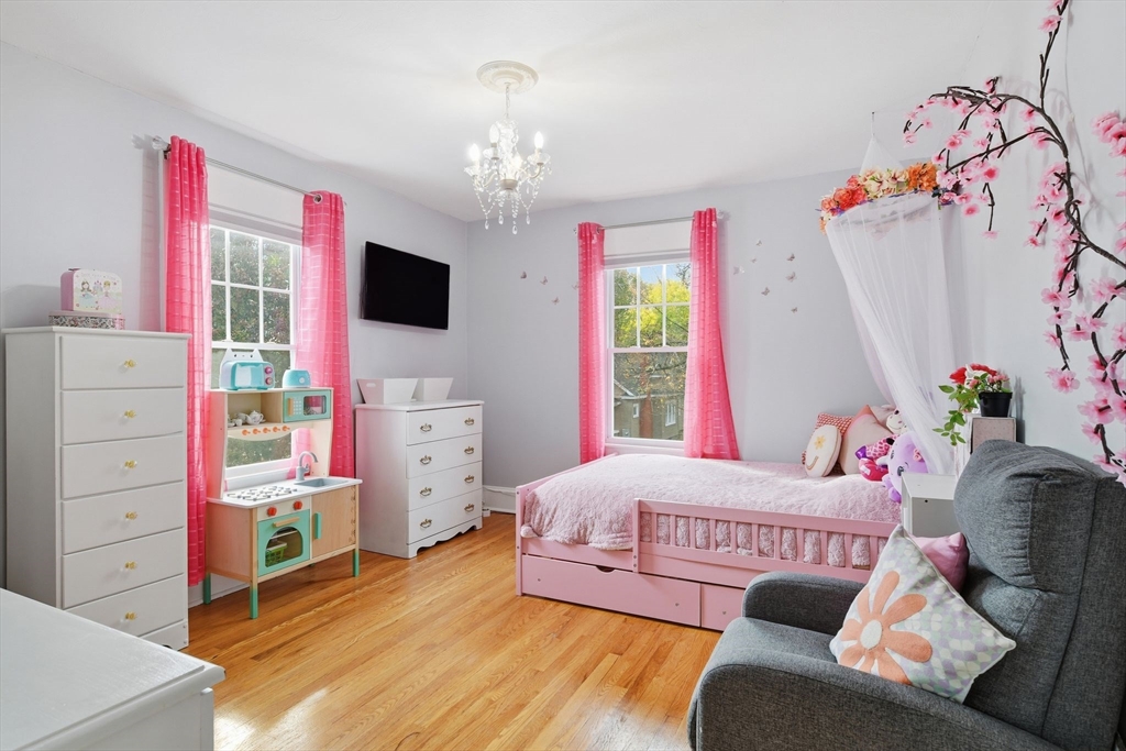 43 Thorndyke Street Springfield, MA 01118 - Photo 27 of 41