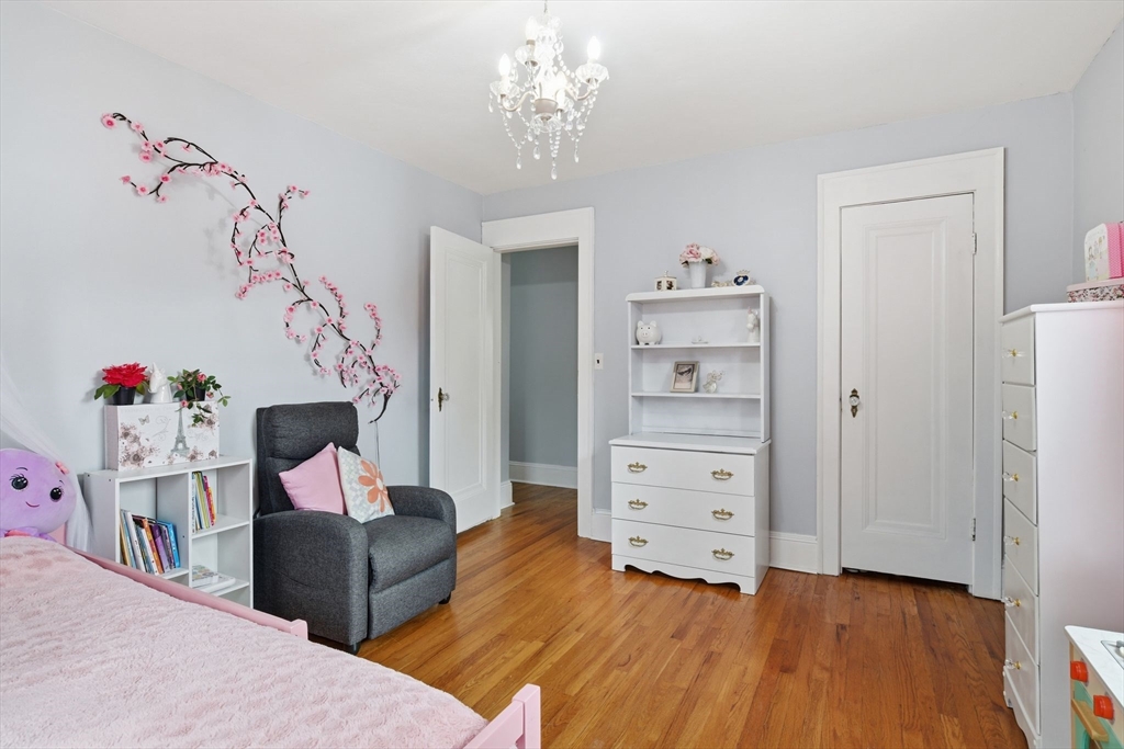 43 Thorndyke Street Springfield, MA 01118 - Photo 29 of 41