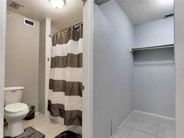 $2,500 | 133 Wild Palm Drive, Unit 133, Bradenton, FL 34210