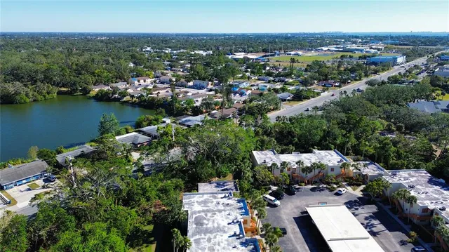 $2,500 | 133 Wild Palm Drive, Unit 133, Bradenton, FL 34210