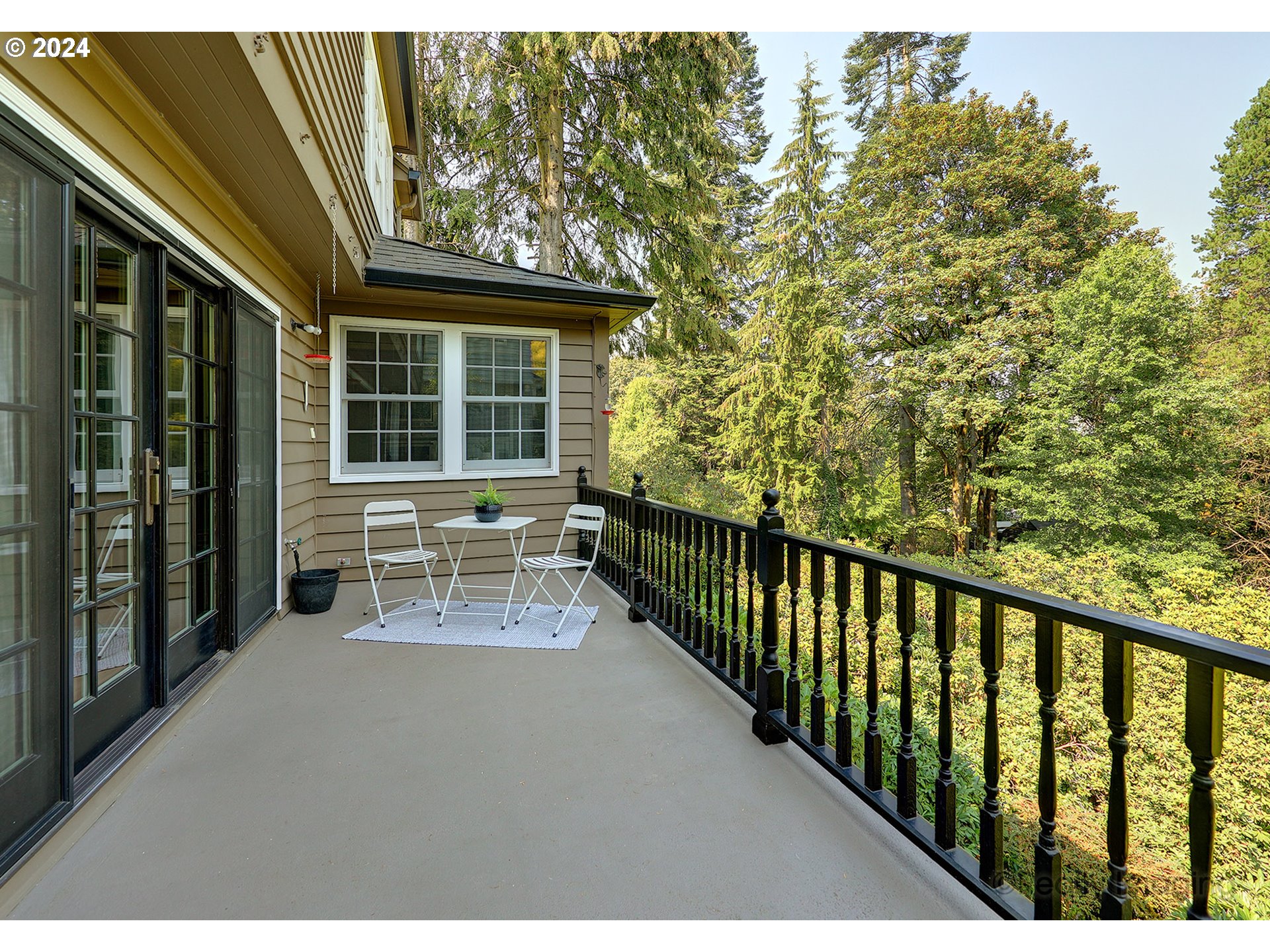 3045 Northwest Cumberland Road Portland, OR 97210 - Photo 13 of 46 Deck