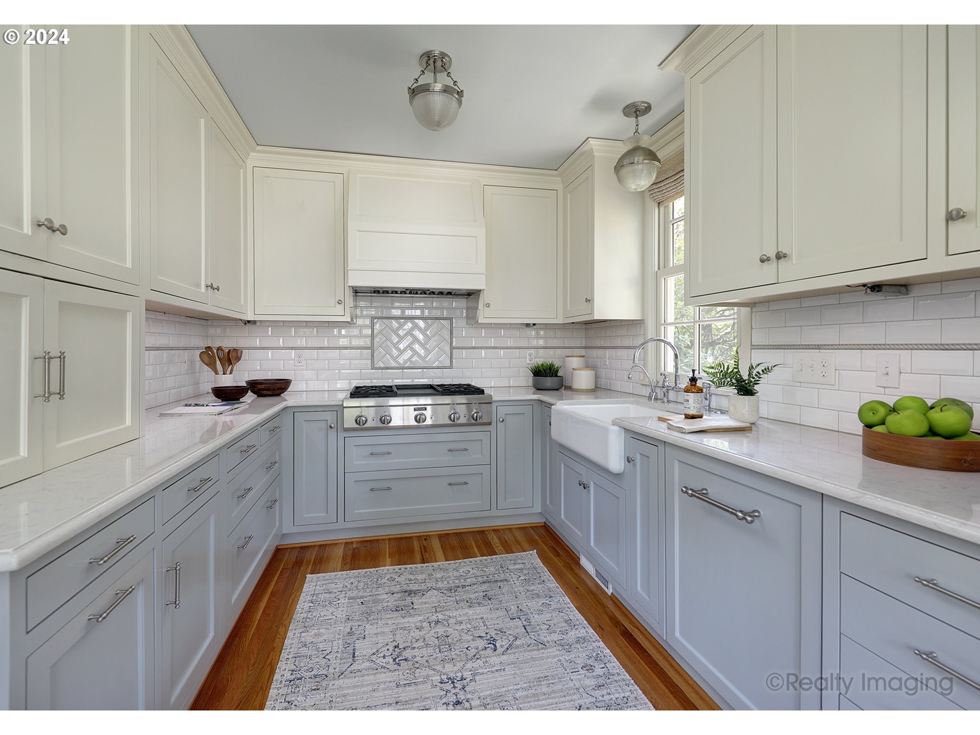 3045 Northwest Cumberland Road Portland, OR 97210 - Photo 16 of 46 Kitchen