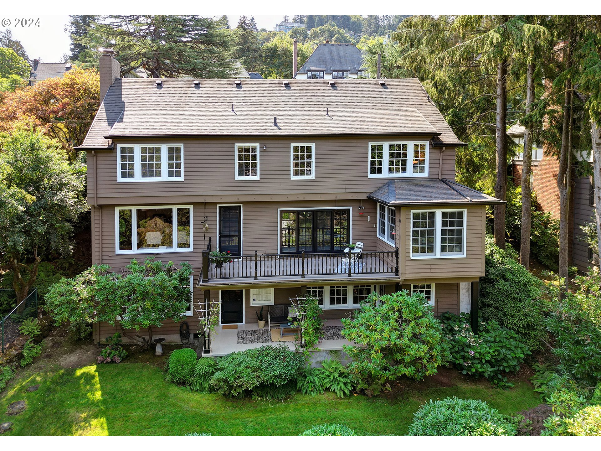 3045 Northwest Cumberland Road Portland, OR 97210 - Photo 42 of 46 Exterior