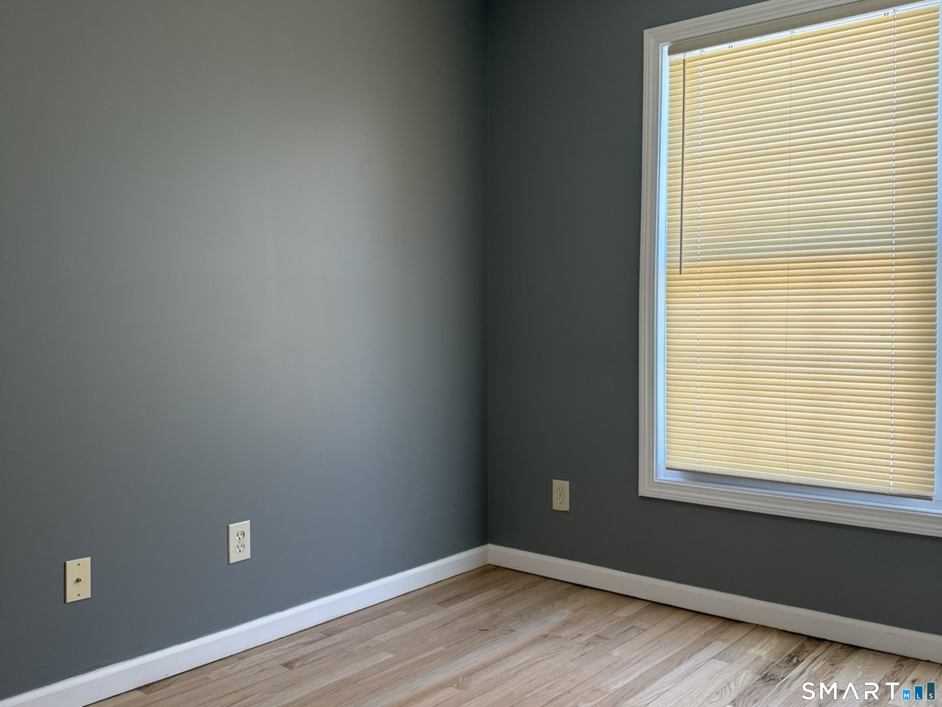 765 Hart Street Bridgeport, CT 06606 - Photo 11 of 31