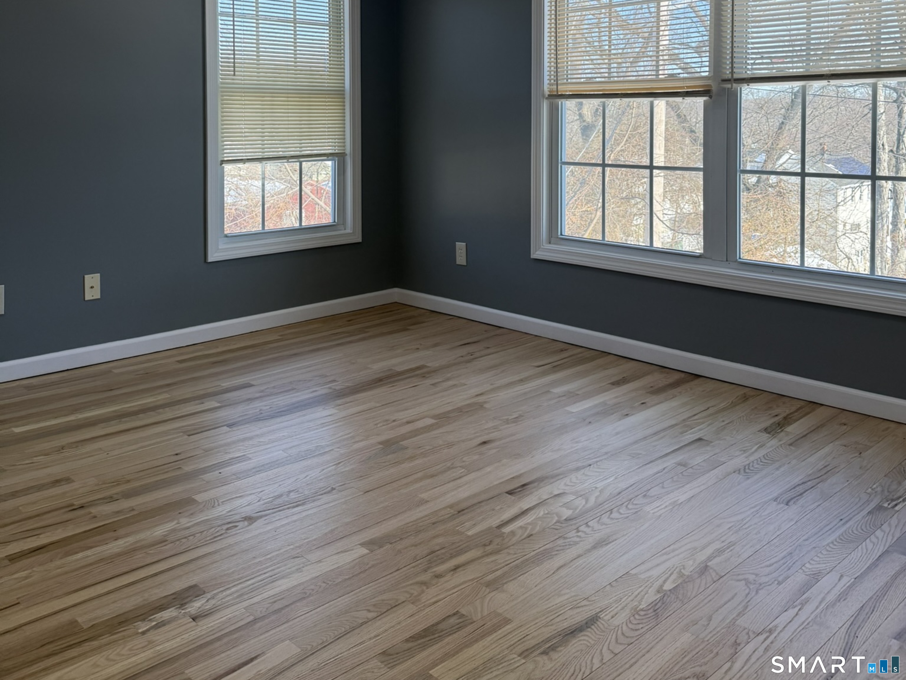 765 Hart Street Bridgeport, CT 06606 - Photo 12 of 31