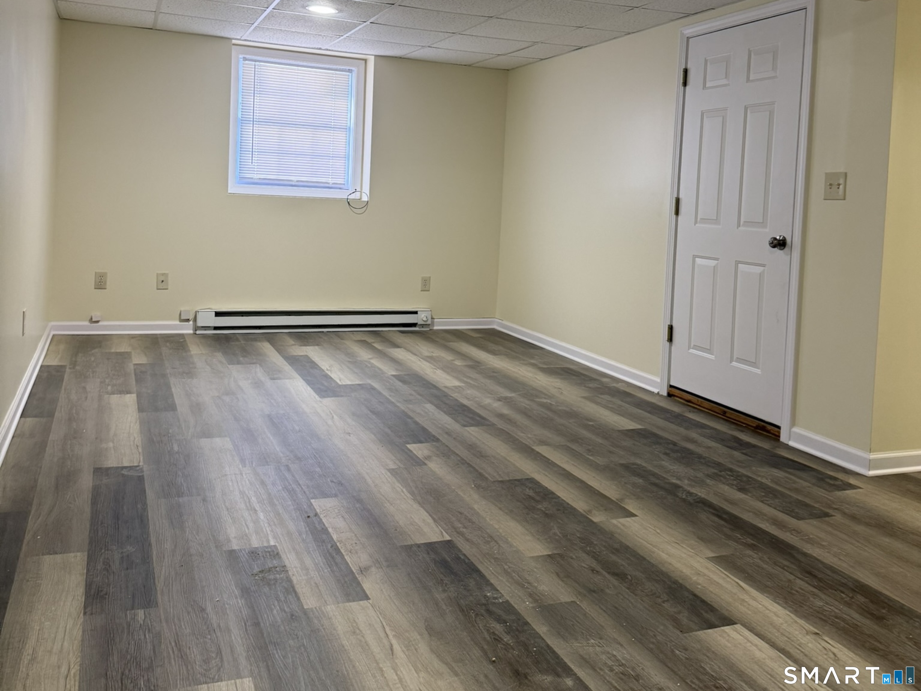 765 Hart Street Bridgeport, CT 06606 - Photo 24 of 31