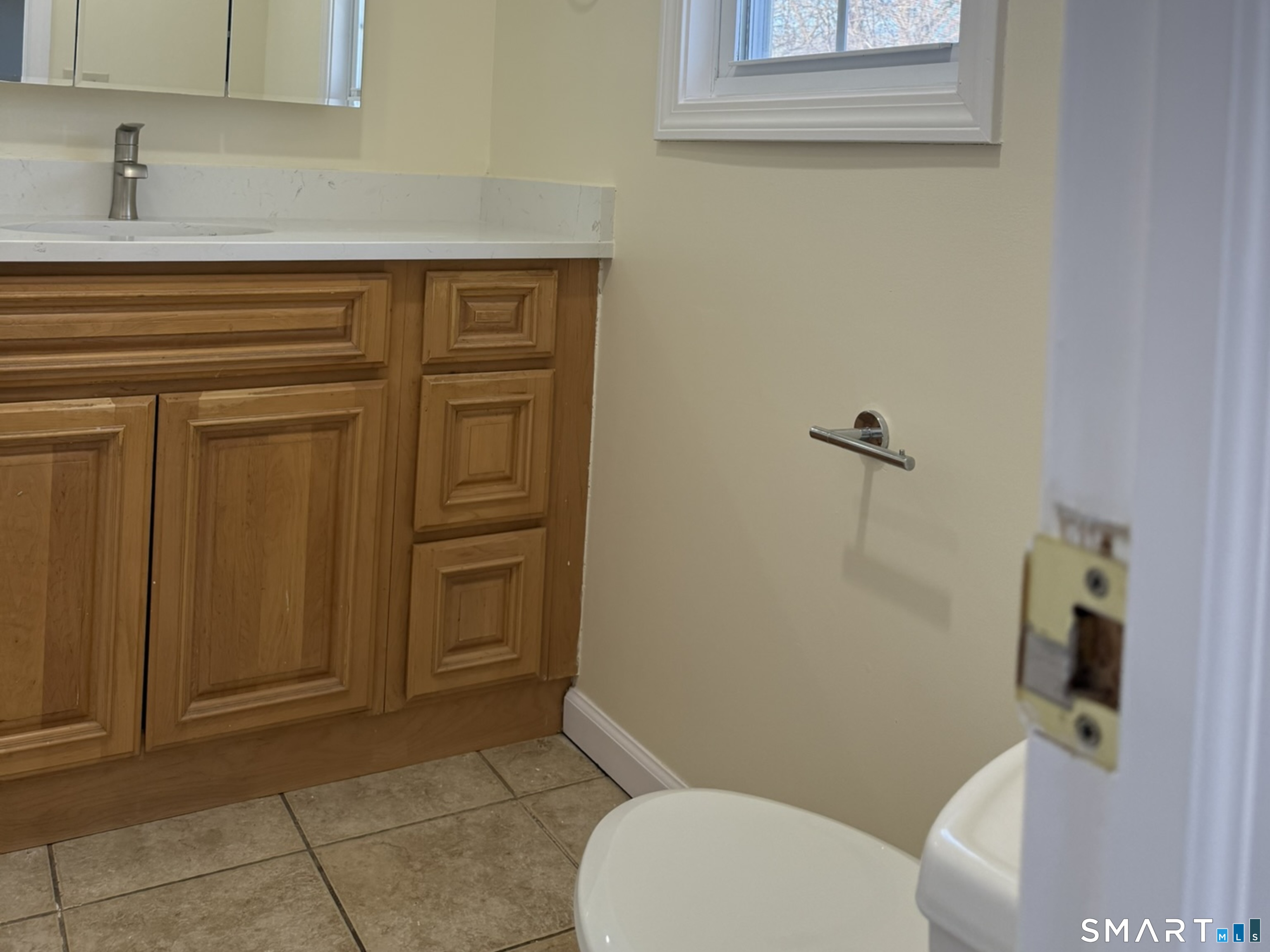 765 Hart Street Bridgeport, CT 06606 - Photo 27 of 31