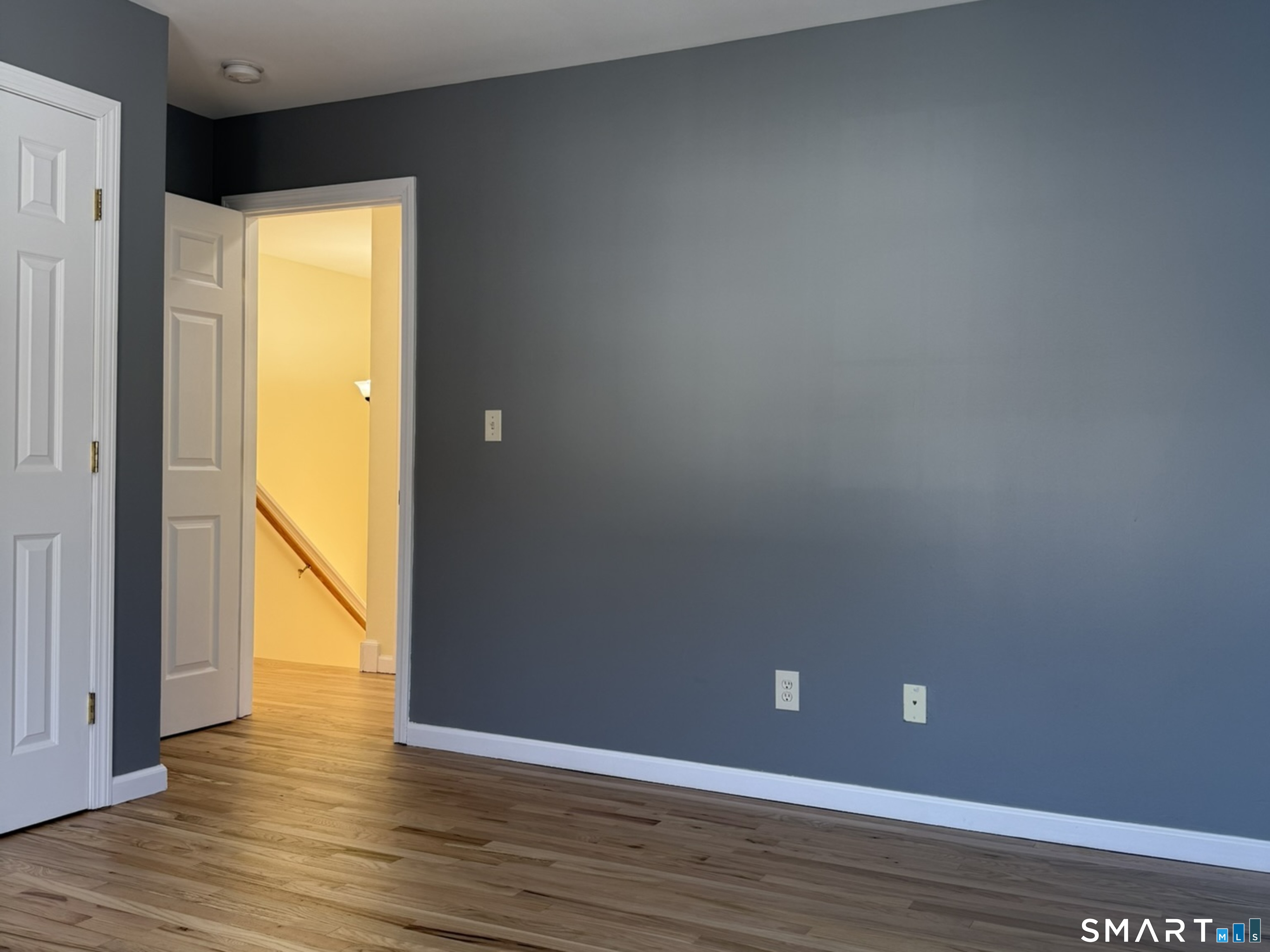 765 Hart Street Bridgeport, CT 06606 - Photo 6 of 31