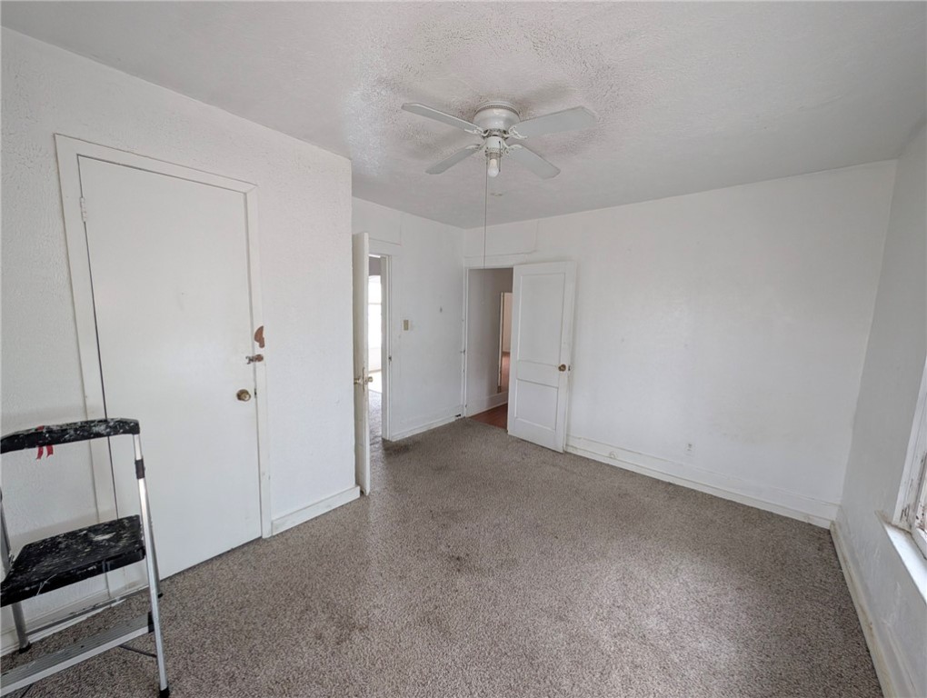 1114 11th Street Corpus Christi, TX 78404 - Photo 13 of 16 a view of an empty room