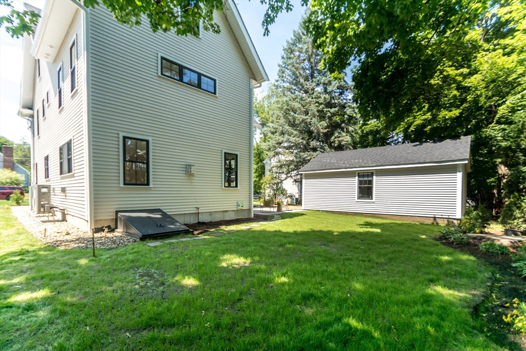 38 Hillcroft Road Waltham, MA 02452 - Photo 35 of 40