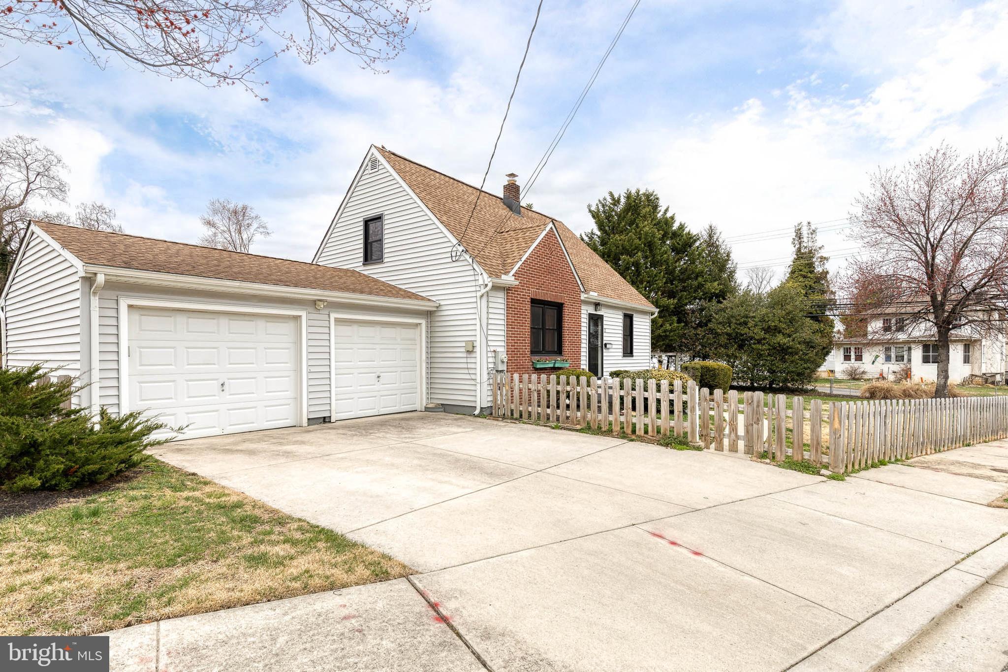 2 Mansion Road Linthicum Heights, MD 21090 - Photo 3 of 36