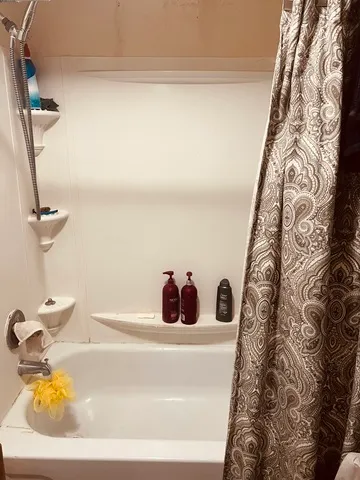 a bathroom with a tub