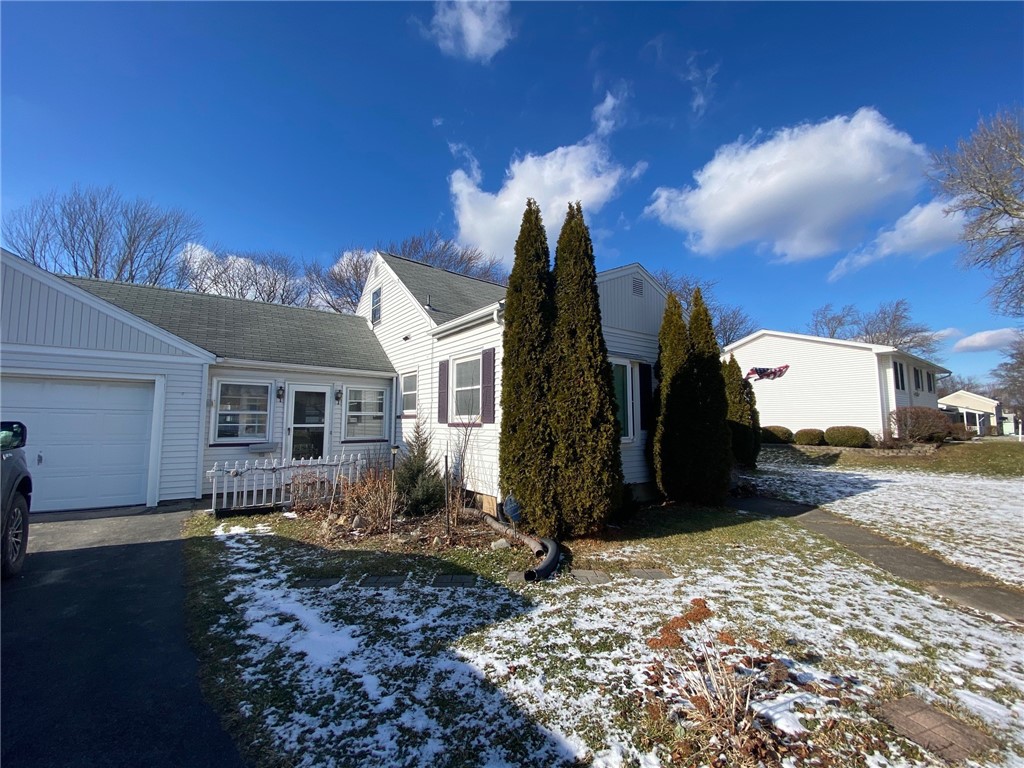 985 Pinnacle Road Henrietta, NY 14467 - Photo 1 of 1