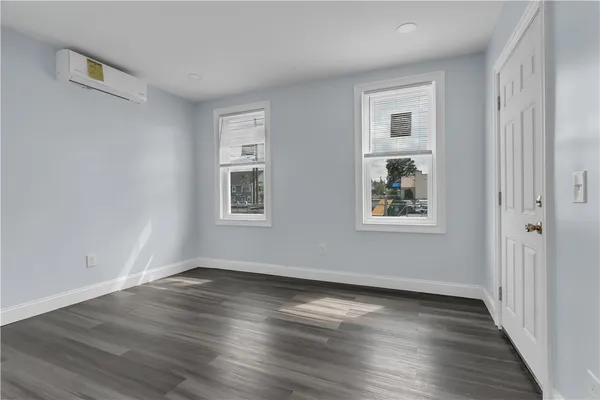 $2,000 | 255 Pearl Street, Unit 1, Providence, RI 02907