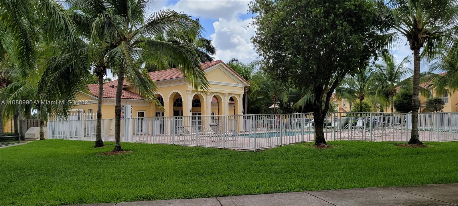 970 Southwest 151 Place, Unit 970 Miami, FL 33194 - Photo 38 of 45