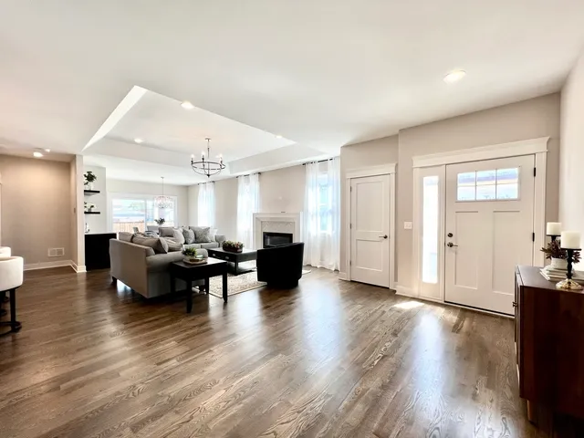 $539,800 | 45 Steeple Bend Lane, Evergreen Park, IL 60805