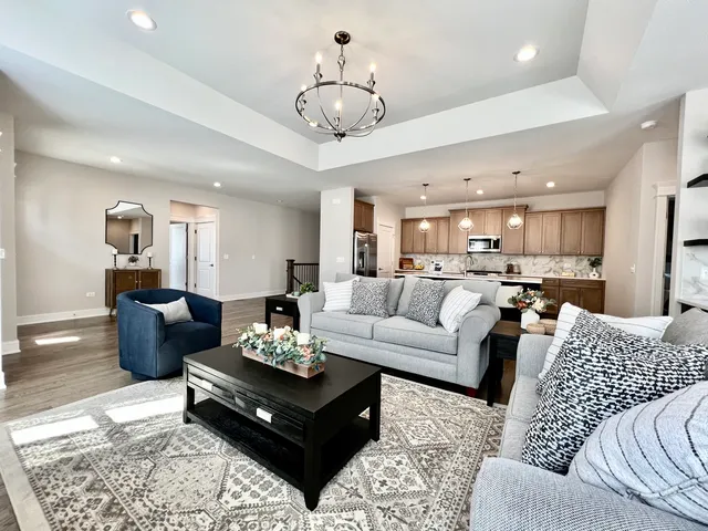 $539,800 | 45 Steeple Bend Lane, Evergreen Park, IL 60805