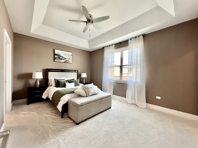 $539,800 | 45 Steeple Bend Lane, Evergreen Park, IL 60805